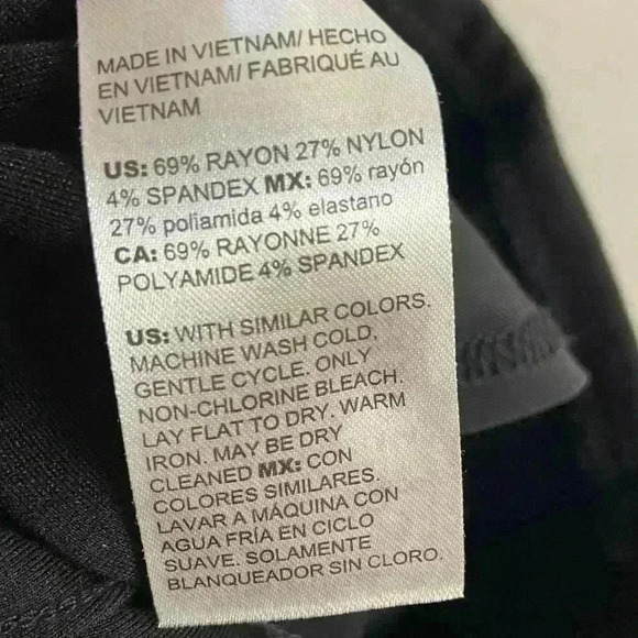 Chicos black straight leg trousers/ pants stretchy heavy fabric. Sz 14 short - Picture 6 of 6